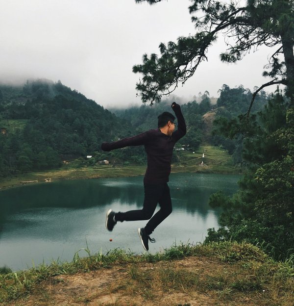 Comment planifier une aventure en montgolfière dans la vallée de la Loire, France?